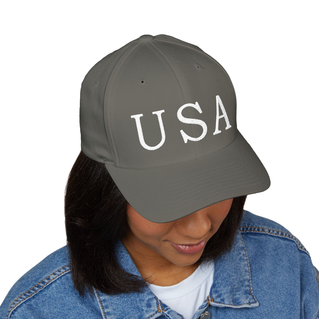 USA Embroidered Cap — Classic Patriotic Baseball Hat